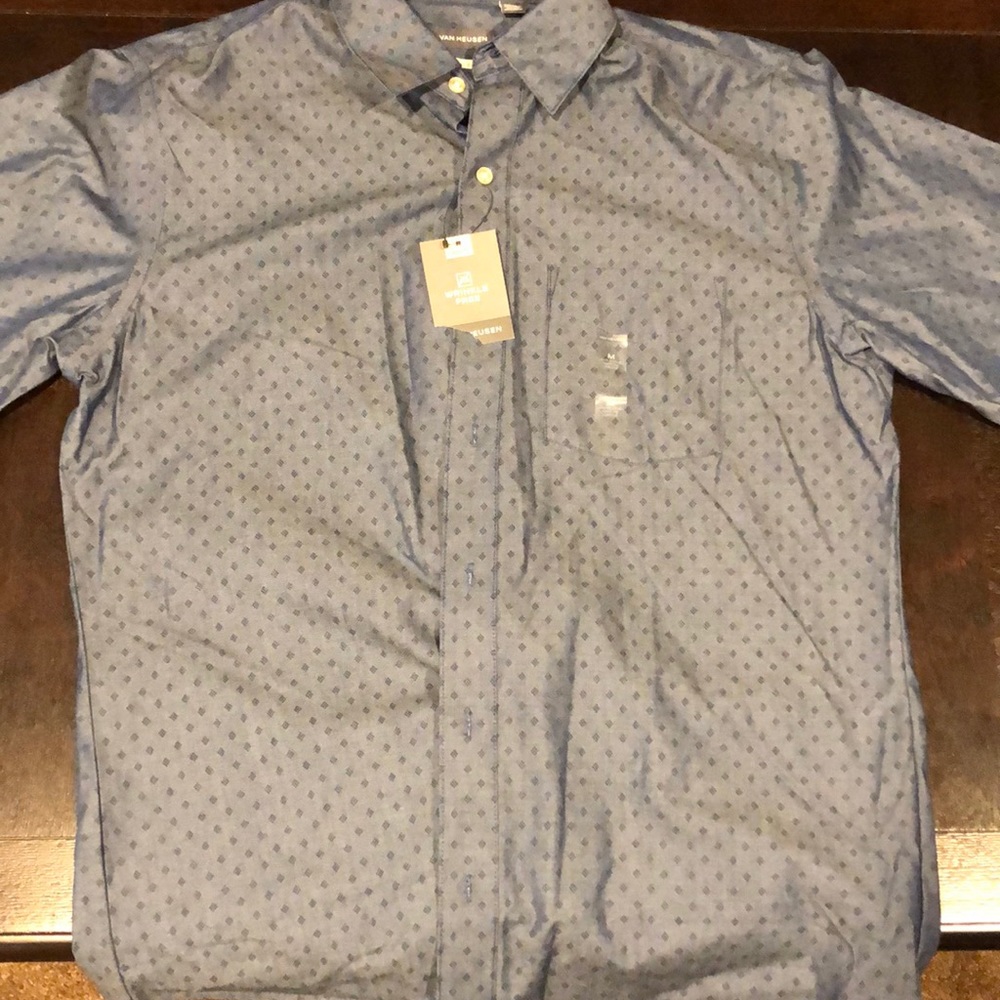 Can Heuson button up